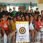 The Makati ladies with DC Christine takes a photo op with Bhoy Navarette and the 27 recipients of our hairstyling kit composed of parlor shear, hair clips, spray gun,barber’s cape and tail comb.